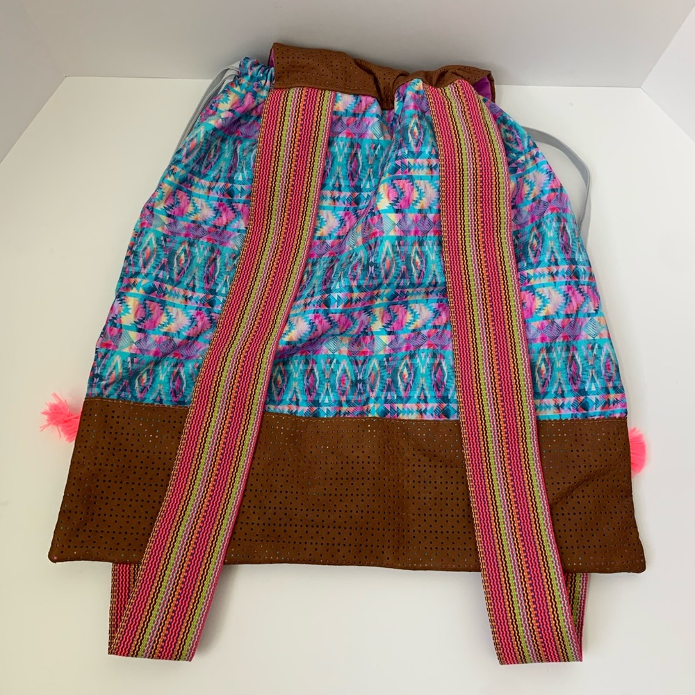 Leonisa | Tassel Drawstring Backpack - Picture 8 of 11